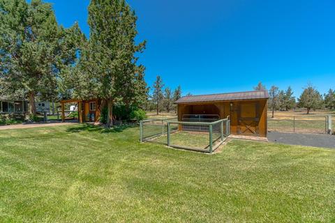 23080 Olivia Ct, Bend, OR 97701 photo 9