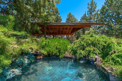 23080 Olivia Ct, Bend, OR 97701 photo 2