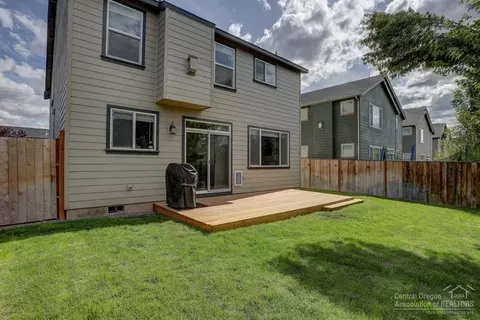 847 NE Locksley Dr, Bend, OR 97701 photo 22