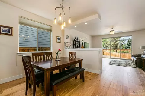 63335 Lamoine Ln, Bend, OR 97701 photo 5