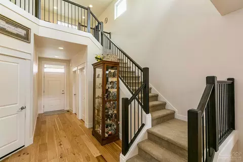 63335 Lamoine Ln, Bend, OR 97701 photo 3