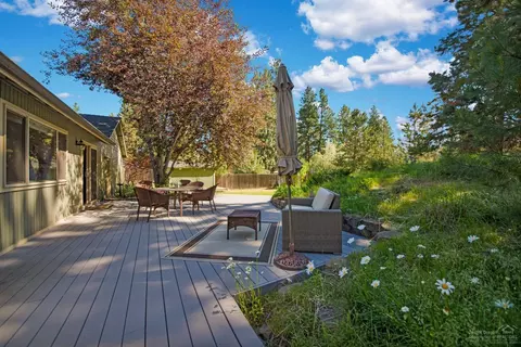 61462 Duncan Ln, Bend, OR 97702 photo 4