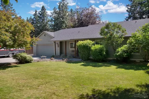 61462 Duncan Ln, Bend, OR 97702 photo 2
