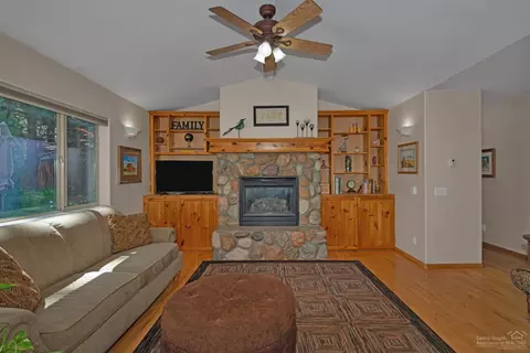 61462 Duncan Ln, Bend, OR 97702 photo 12