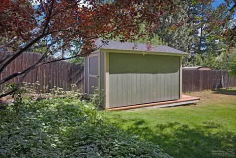 61462 Duncan Ln, Bend, OR 97702 photo 23