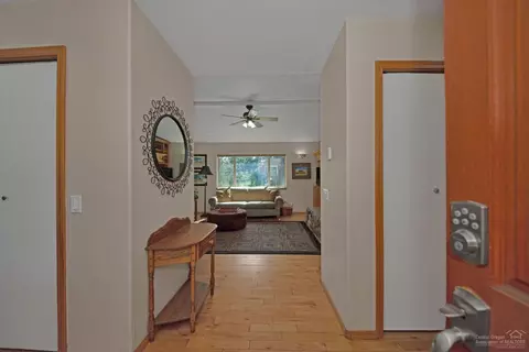 61462 Duncan Ln, Bend, OR 97702 photo 8