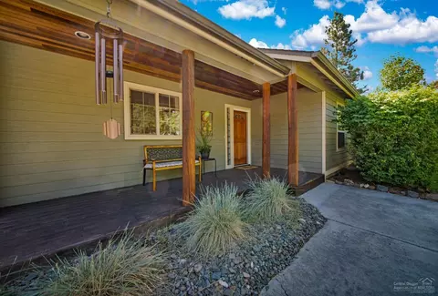 61462 Duncan Ln, Bend, OR 97702 photo 3