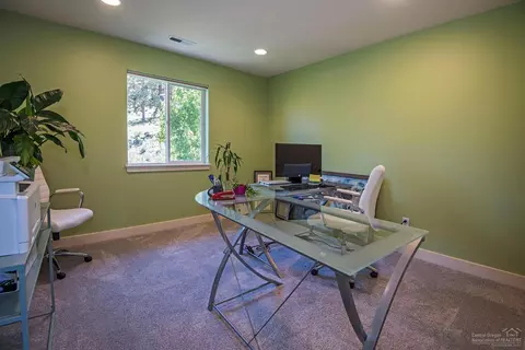 368 NW Flagline Dr, Bend, OR 97703 photo 18