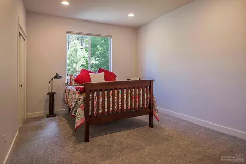 368 NW Flagline Dr, Bend, OR 97703 photo 11