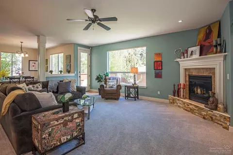 368 NW Flagline Dr, Bend, OR 97703 photo 10