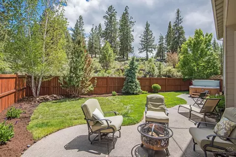 368 NW Flagline Dr, Bend, OR 97703 photo 22