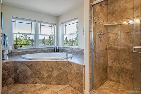 368 NW Flagline Dr, Bend, OR 97703 photo 13