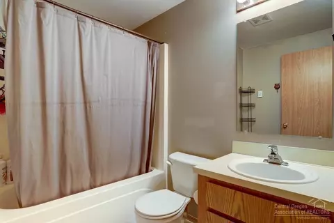 16346 Lava Dr, La Pine, OR 97739 photo 10