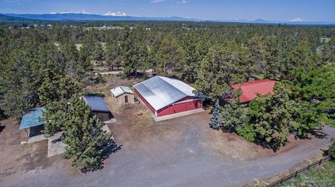 63385 Hamehook Rd, Bend, OR 97701 photo 1