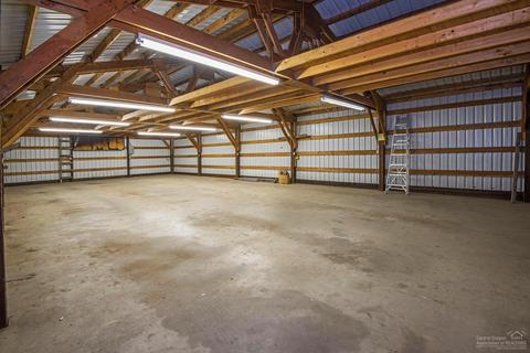 63385 Hamehook Rd, Bend, OR 97701 photo 19