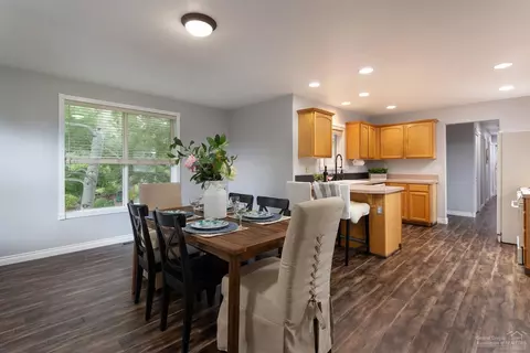 20706 Lyra Dr, Bend, OR 97703 photo 10
