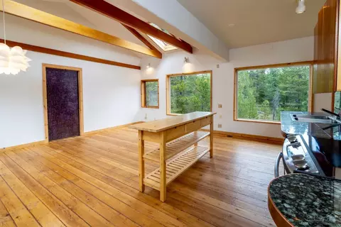 15024 River Loop Dr, Bend, OR 97707 photo 8
