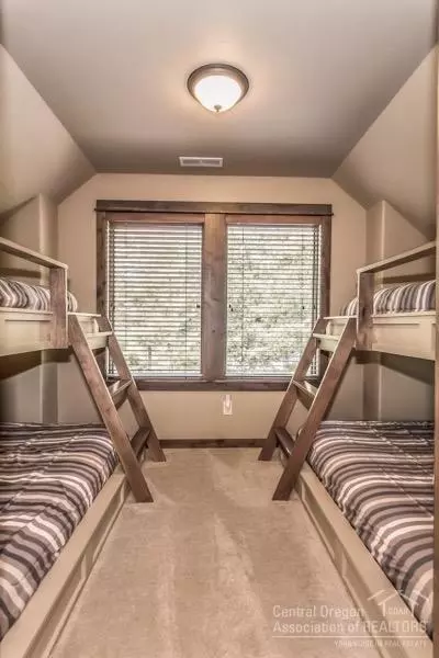 56590 Dancing Rock Loop, Bend, OR 97702 photo 20