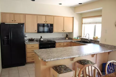 57327 Beaver Ridge Loop, Sunriver, OR 97707 photo 5
