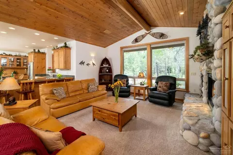 18170 Oregon Loop, Sunriver, OR 97707 photo 4