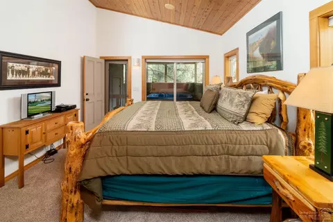 18170 Oregon Loop, Sunriver, OR 97707 photo 12