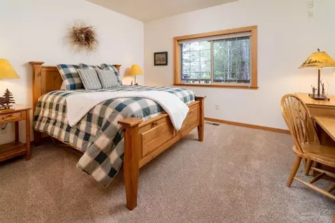 18170 Oregon Loop, Sunriver, OR 97707 photo 15
