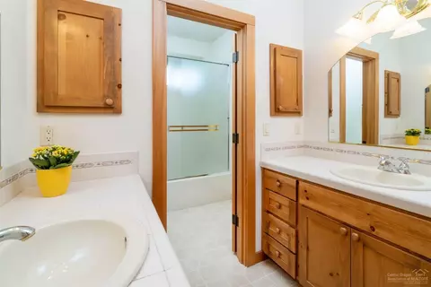 18170 Oregon Loop, Sunriver, OR 97707 photo 19