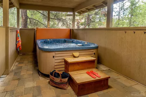 18170 Oregon Loop, Sunriver, OR 97707 photo 14