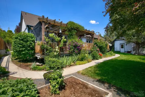 20823 Cassin Dr, Bend, OR 97701 photo 15