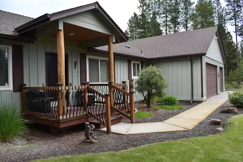 16006 Twin Dr, La Pine, OR 97739 photo 3