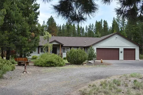 16006 Twin Dr, La Pine, OR 97739 photo 1