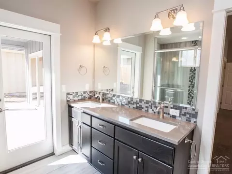 2950 NE Marea Dr, Bend, OR 97701 photo 10