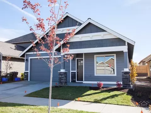 2950 NE Marea Dr, Bend, OR 97701 photo 1