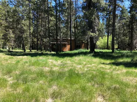 17064 Island Loop Way, Bend, OR 97707 photo 6