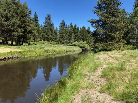 17064 Island Loop Way, Bend, OR 97707 photo 8