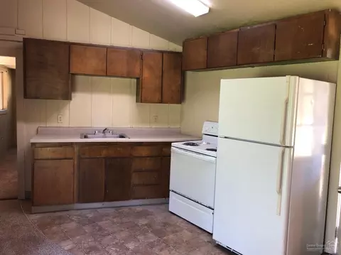 17064 Island Loop Way, Bend, OR 97707 photo 12
