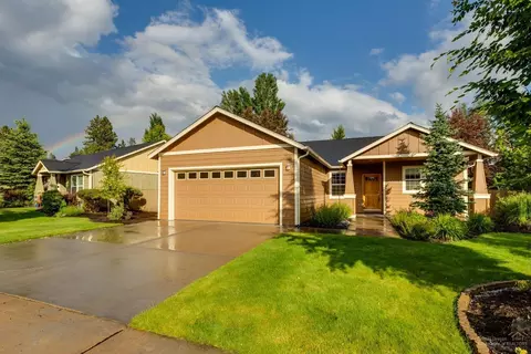 60943 Garrison Dr, Bend, OR 97702 photo 1
