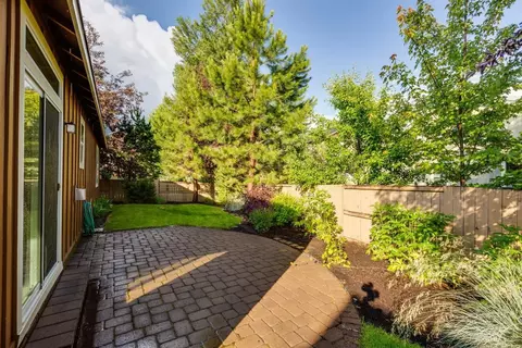 60943 Garrison Dr, Bend, OR 97702 photo 16