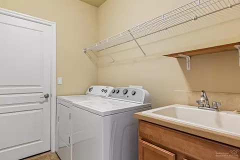 60943 Garrison Dr, Bend, OR 97702 photo 14