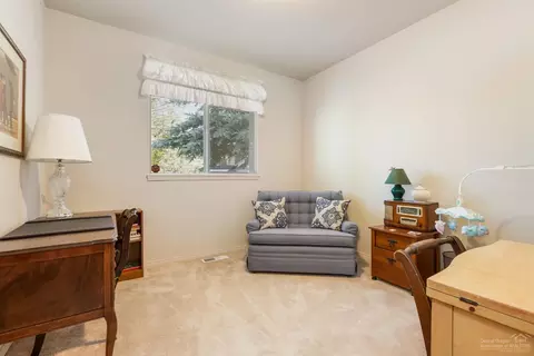 728 SE Shadowood Dr, Bend, OR 97702 photo 15