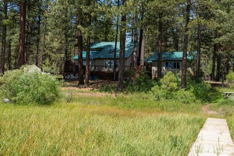 17049 Upland Ln, Bend, OR 97707 photo 3