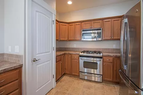 21187 Philly Ave, Bend, OR 97702 photo 6