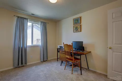 61113 Larkspur Loop, Bend, OR 97702 photo 14