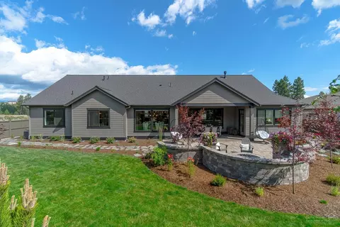 60848 SW Headwaters Loop, Bend, OR 97702 photo 21