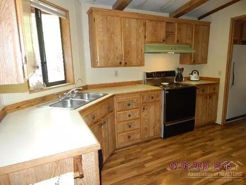 51770 Pine Loop Dr, La Pine, OR 97739 photo 5