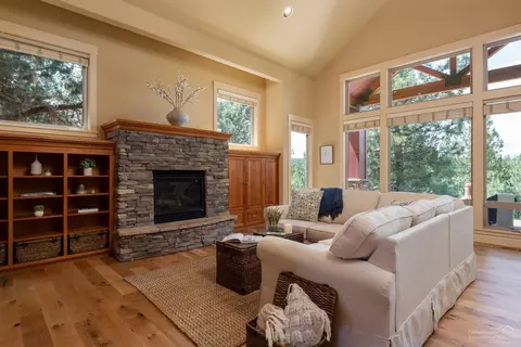 2936 NW Celilo Ln, Bend, OR 97703 photo 3