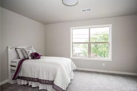63105 Iner Loop, Bend, OR 97701 photo 18