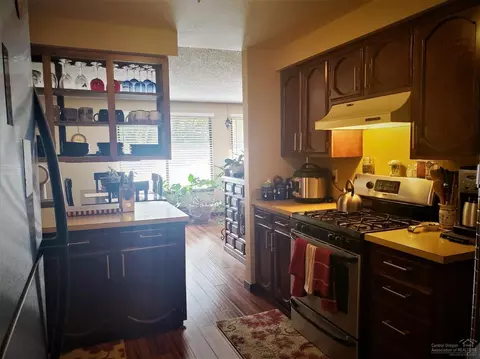 1453 NE 9th St, Bend, OR 97701 photo 10
