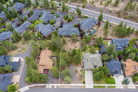 2492 NW Marken St, Bend, OR 97703 photo 3
