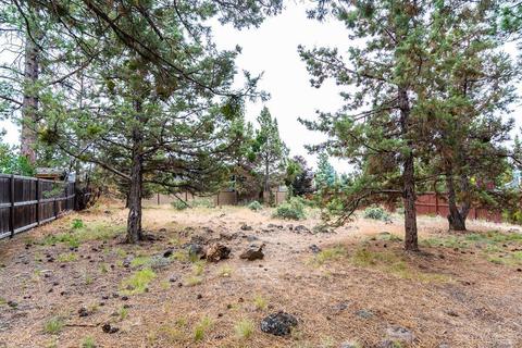 2492 NW Marken St, Bend, OR 97703 photo 2